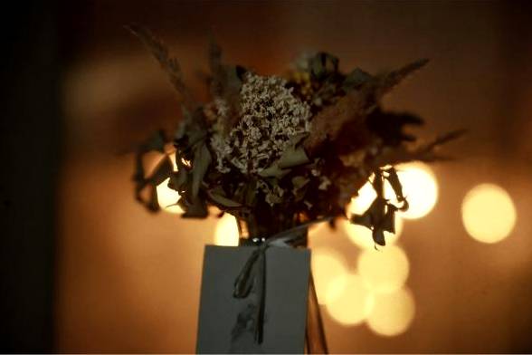 Eco centrepiece with seasonal blooms